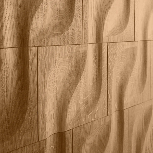 Holz Wand aus Eiche mit dem Paneel Impressions von Karim Rashid der Designer-Serie von Naturewalls x Form At Wood.