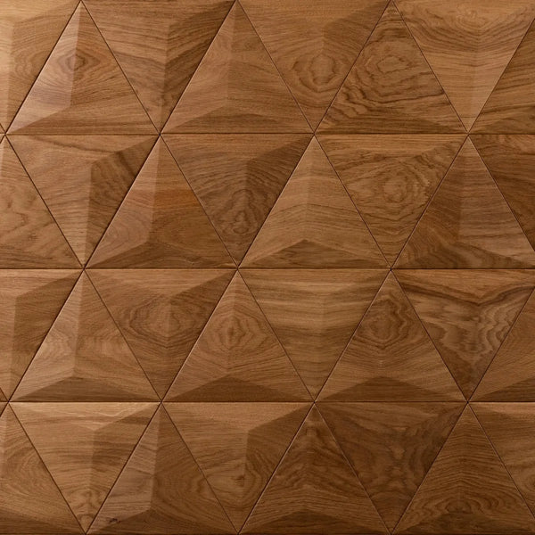 Holzwand Pyramid der Edge-Serie in Eiche von Naturewalls x Form At Wood.